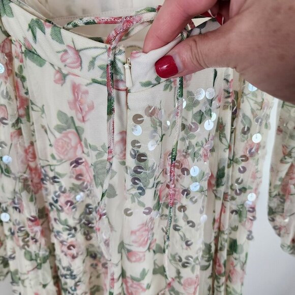 NWT Mac Duggal Sequined Floral Print Cut Out Lace Up Gown Size 6 - Picture 15 of 17